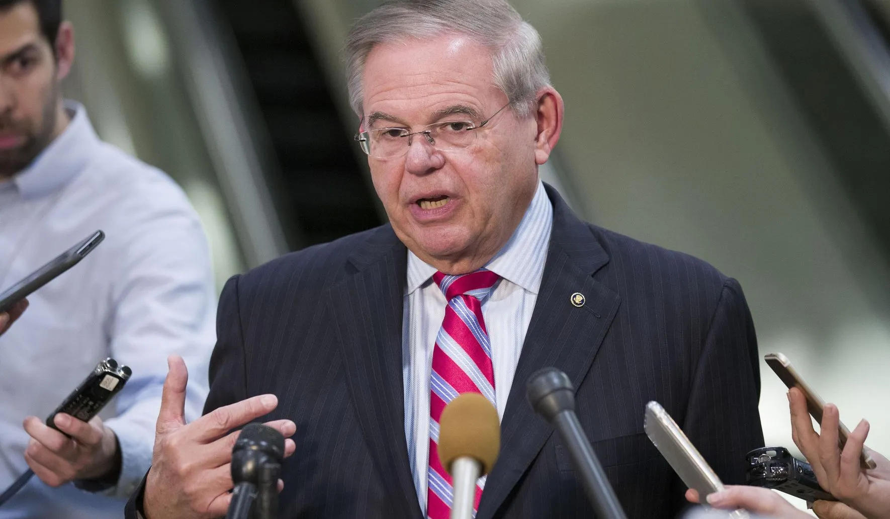 Bob Menendez calls on Mike Pompeo to recuse himself from Ukraine matters.