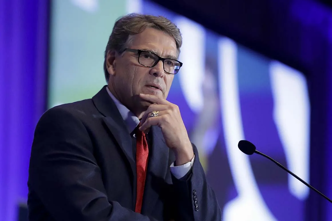 Democrats turn eye to Rick Perry in Ukrainian probe.