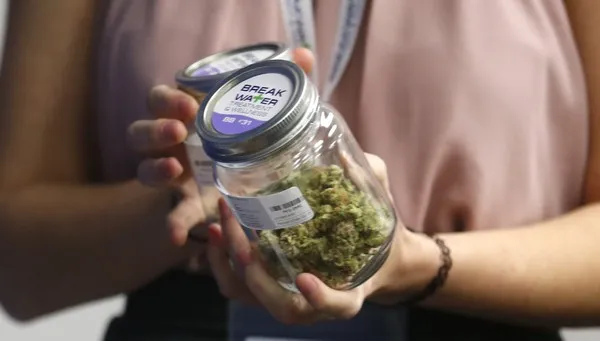 Legal marijuana businesses can’t buy insurance. Menendez wants to change that..