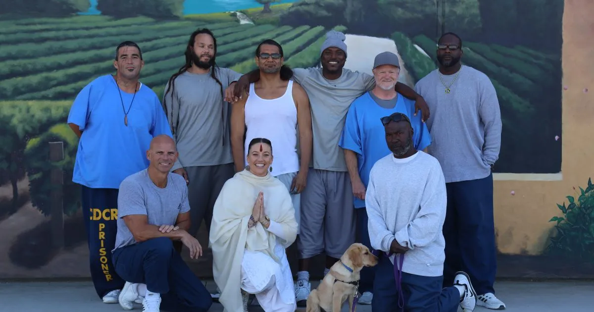 Menendez brothers help paint massive mural as part of innovative prison program.