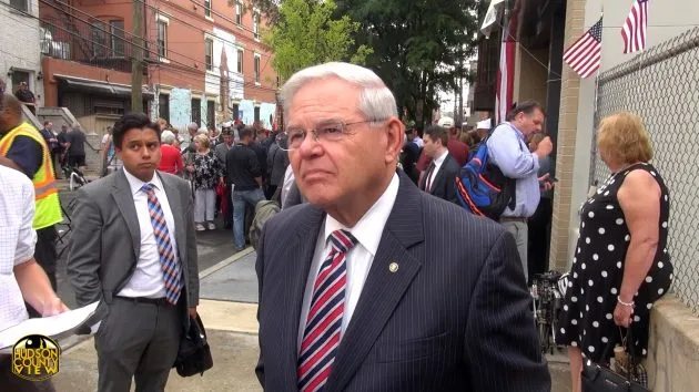 Menendez leads bipartisan request to feds to ease borrowings costs for state & local govts.